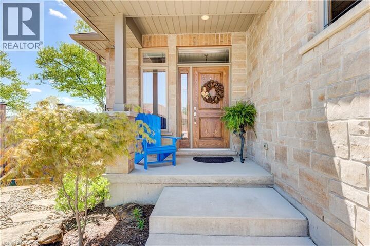 Property Photo:  10 Ridgewood Court  ON N4T 0E5 