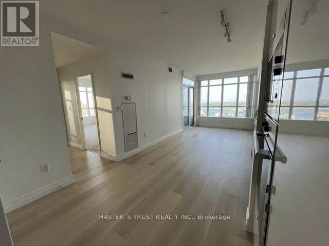Property Photo:  151 Dan Leckie Way 2111  ON M5V 4A9 