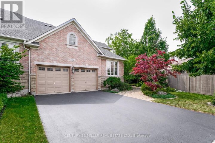 Property Photo: 3256 Epworth Crescent ON L6M 0B4