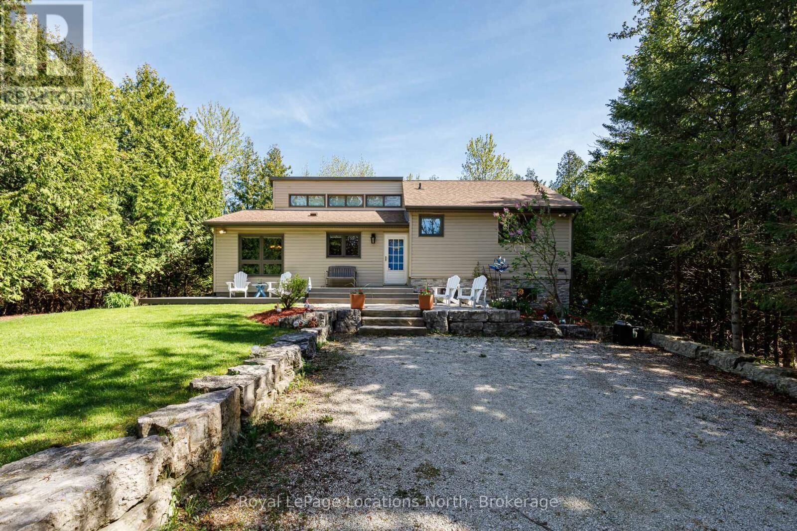 Property Photo: 105 Woodland Park Road ON N0H 1J0