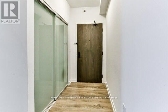Property Photo: 426 University Avenue 1110 ON M5G 1S9