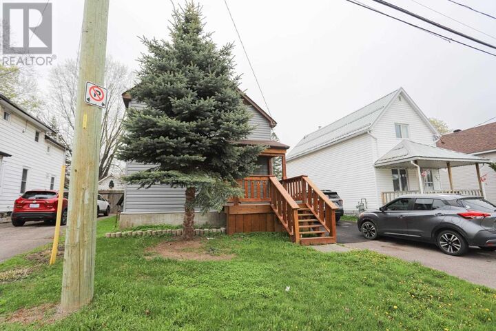 Property Photo:  404 John St  ON P6C 3J9 