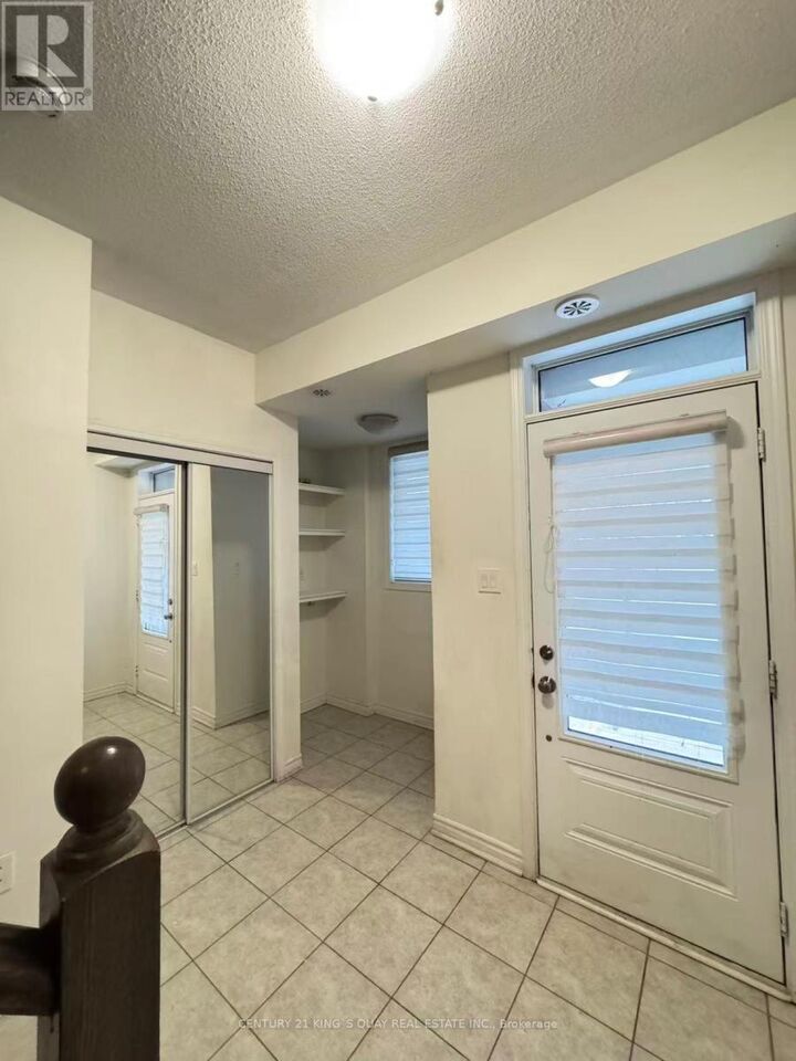 Property Photo:  56 Cornell Centre Boulevard  ON L6B 1N1 