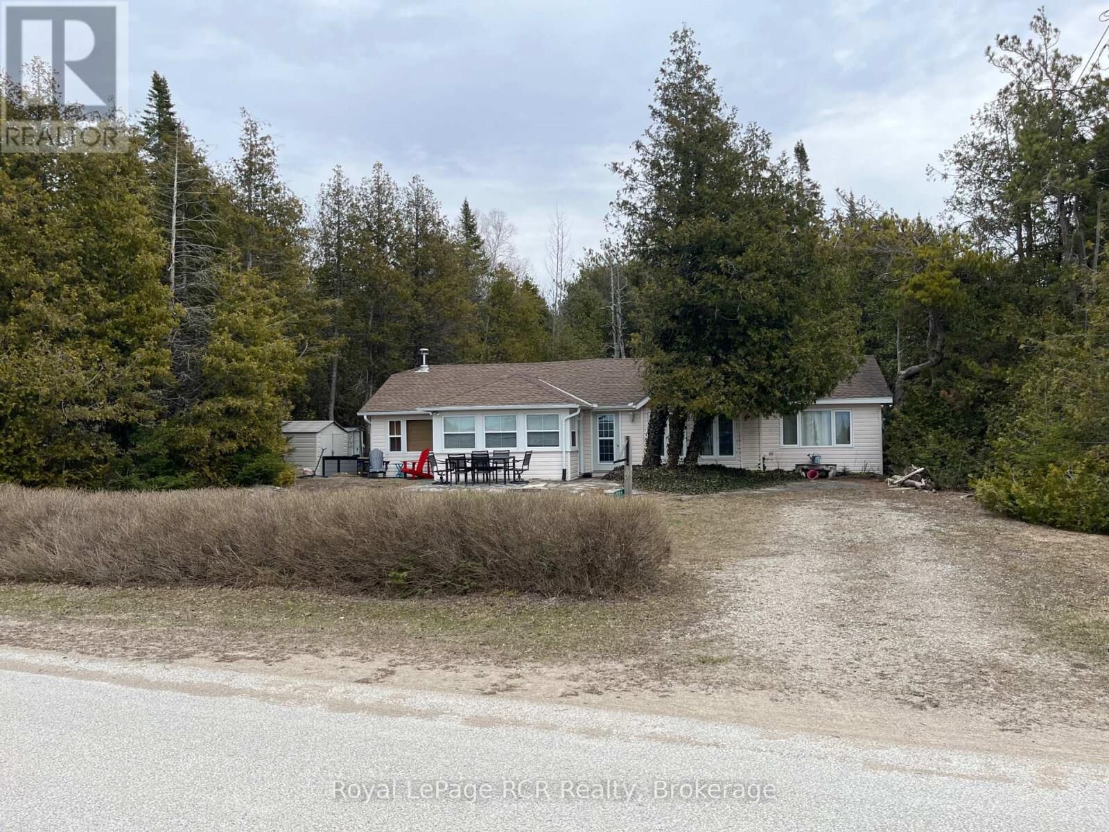 Property Photo:  1371 2nd Avenue  ON N0H 2L0 