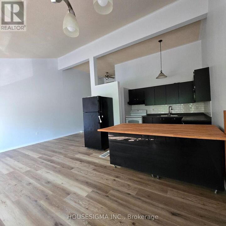 Property Photo:  110 Overlea Drive  ON N2M 1T1 
