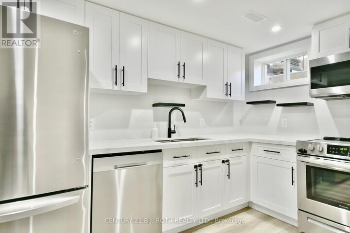 Property Photo: 156 Puget Street Lower ON L4M 4N5