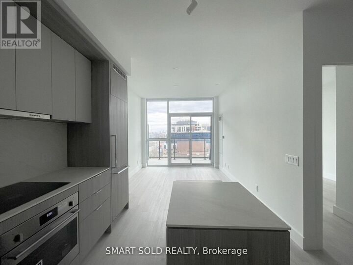 Property Photo: 625 Sheppard Avenue East 720 ON M2K 1B5