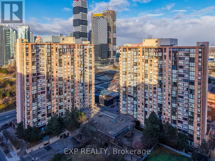 Property Photo: 265 Enfield Place 510 ON L5B 3Y7