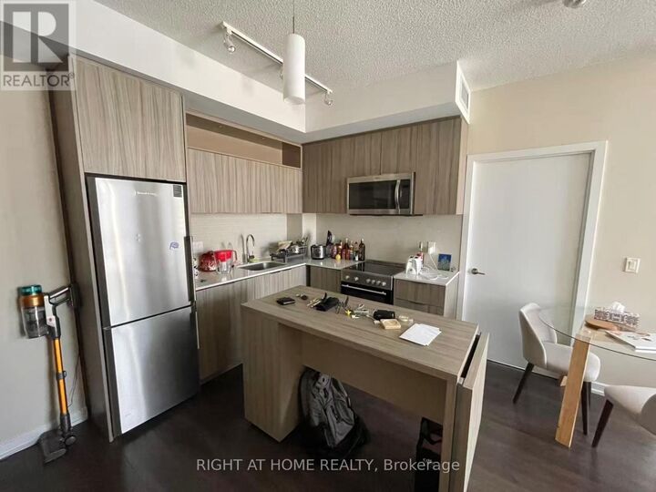 Property Photo:  50 Forest Manor Road 908  ON M2J 1M6 