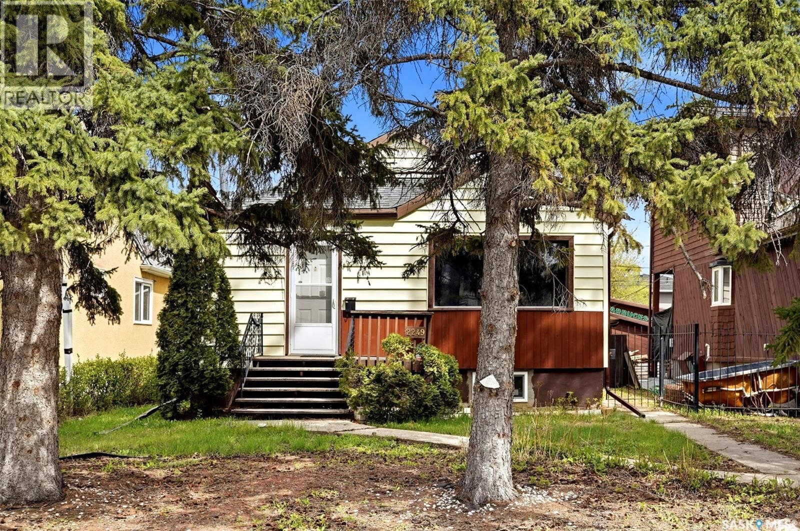 Property Photo: 2249 Atkinson Street SK S4N 3X2
