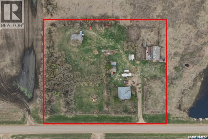 Property Photo:  Hagel Acreage Rosthern  SK  