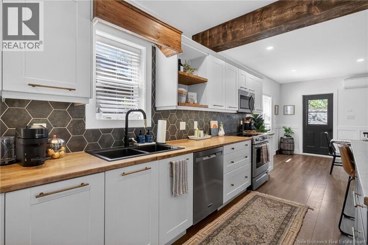 Property Photo:  112 Pleasant Street  NB E4P 2L6 