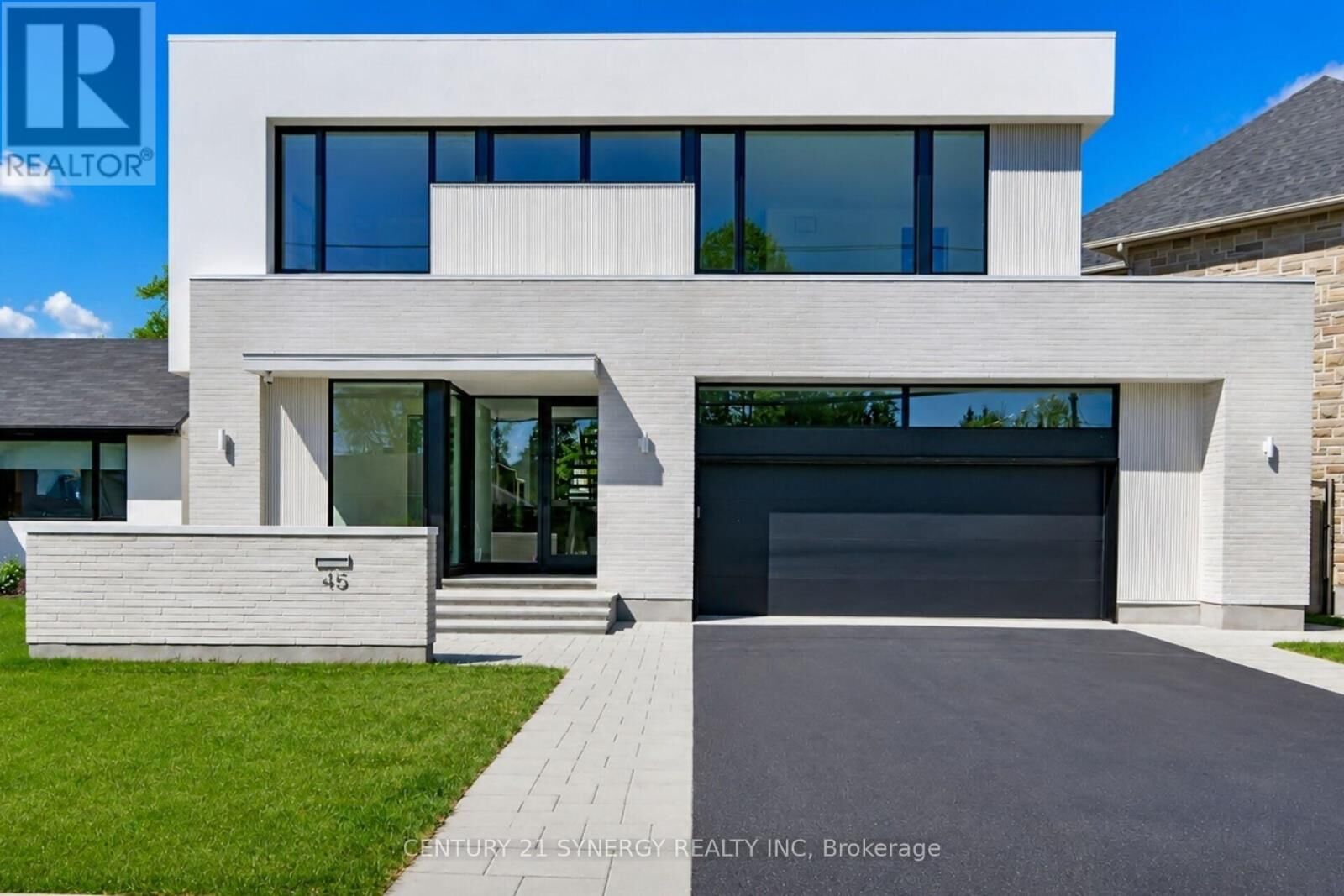 Property Photo:  45 Inverness Avenue  ON K2E 6N6 