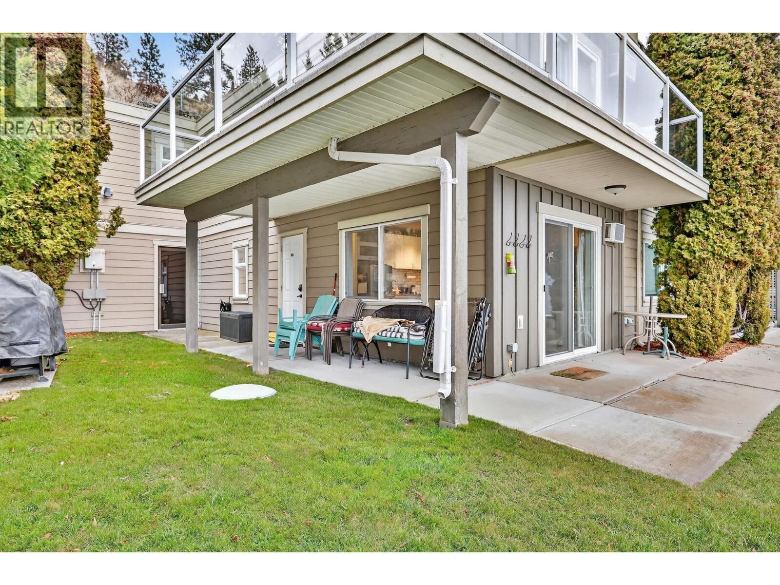 Property Photo: 3050 Seclusion Bay Road 105 BC V0H 2A0