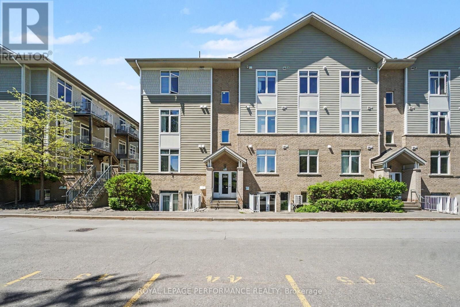 Property Photo:  326 Everest Private D  ON K1G 4E3 