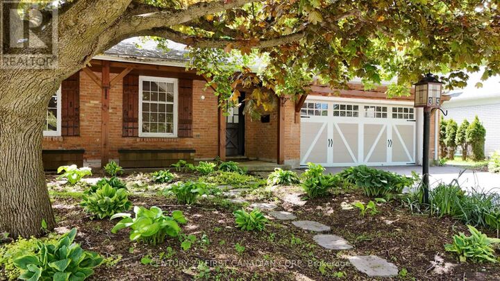 Property Photo:  35 Benson Crescent  ON N5X 2B1 