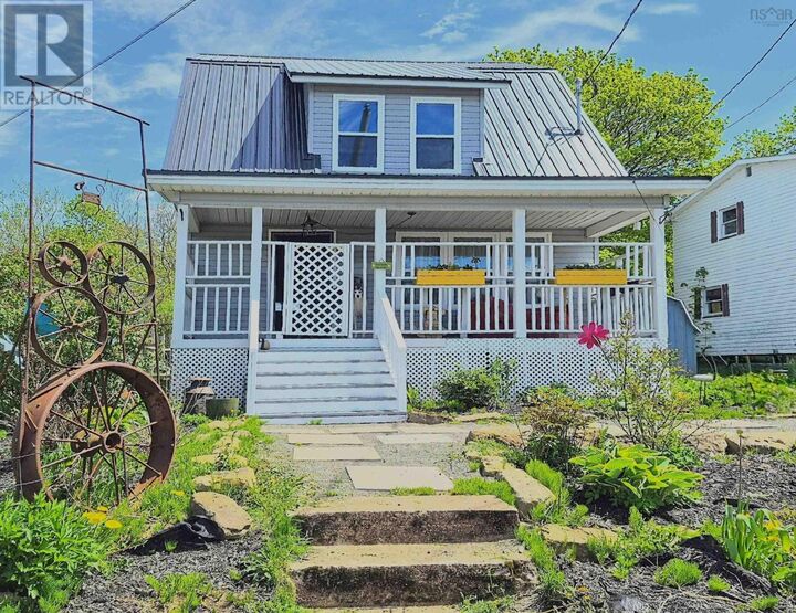 7 Lorne Street — photo 1