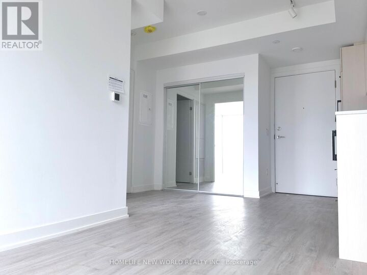 Property Photo:  252 Church Street 3017  ON M5B 1Z2 