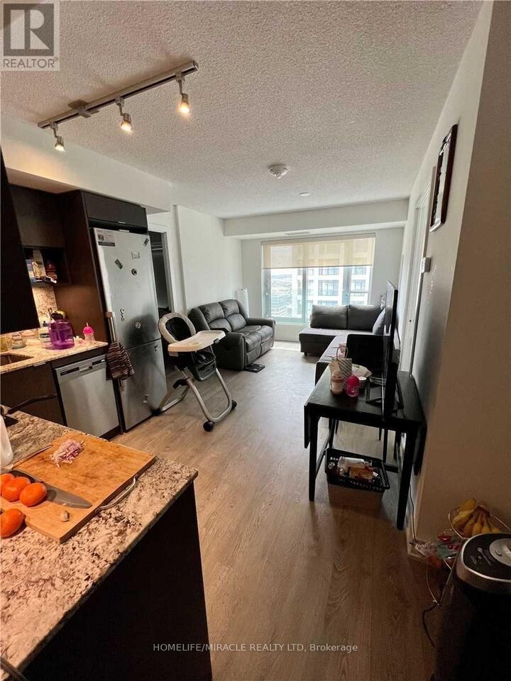 Property Photo: 7 Mabelle Avenue 2601 ON M9A 4Y1