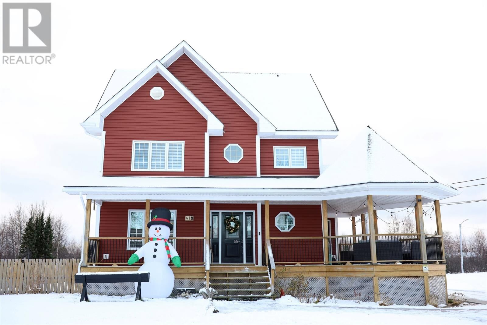 Property Photo:  41 Lake Crescent  NL A0P 1C0 