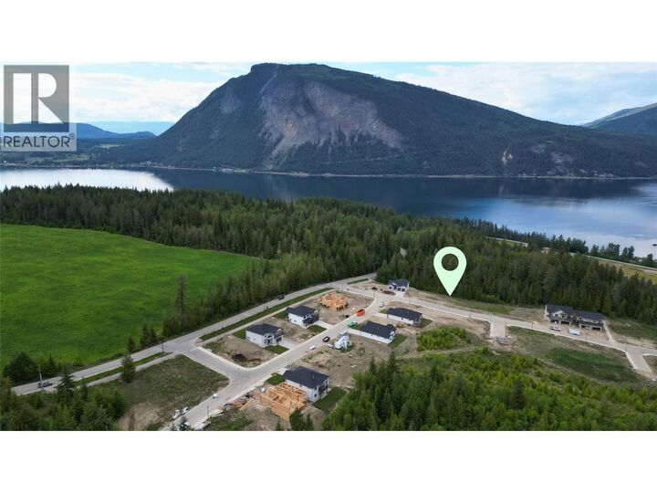 Property Photo:  4241 69 Avenue Northeast  BC V0E 1K0 