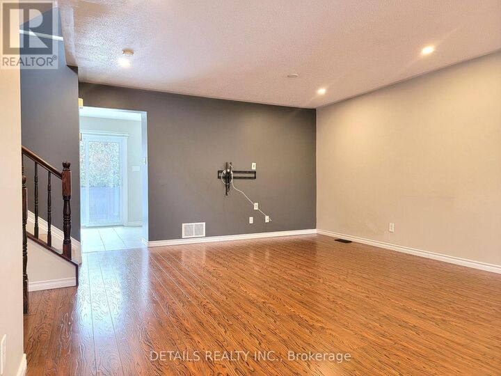 Property Photo:  171 Windhurst Drive  ON K2G 6H9 