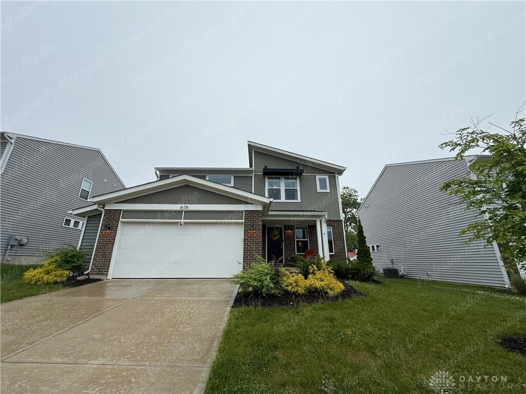 Property Photo:  1678 Arden Bend  OH 45324 