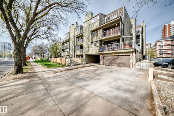 Property Photo:  10138 116 Street NW G3  AB T5K 1V8 