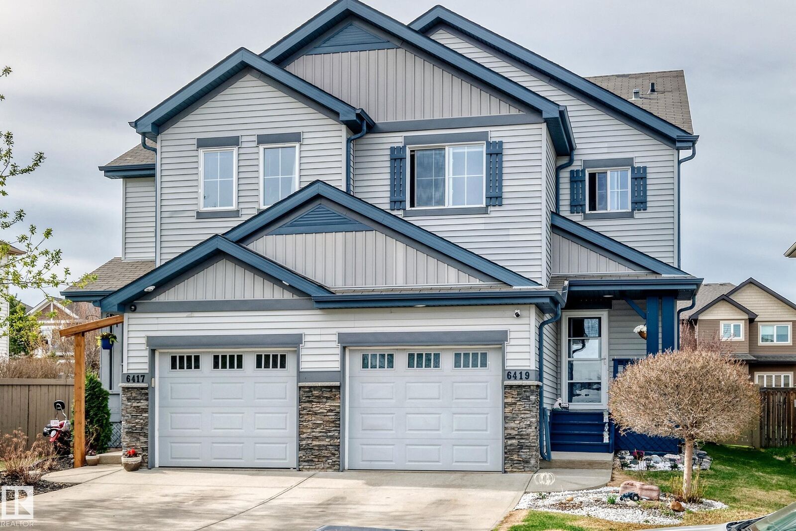 Property Photo: 6419 18 Avenue SW AB T6X 0M9