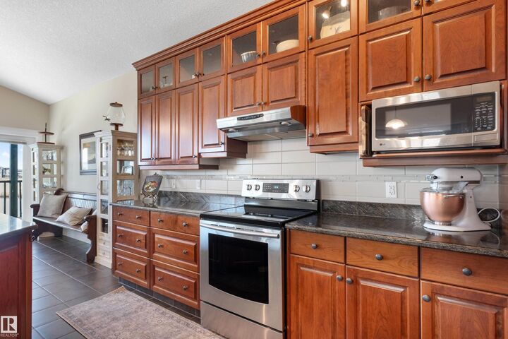 Photo de la propriété:  65 Lakewood Boulevard  AB T4X 0B5 