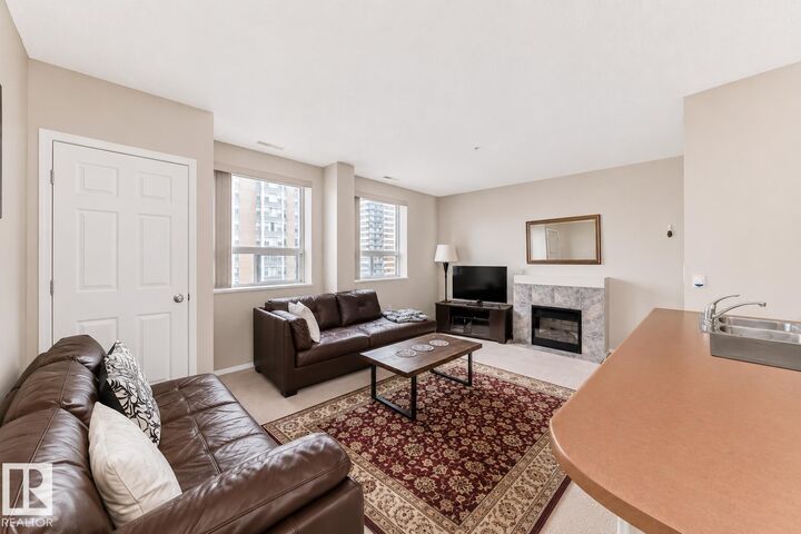 Property Photo: 9919 105 Street NW 601 AB T5K 1B1
