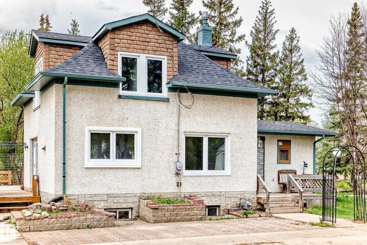 Property Photo: 21252 Twp Road 550 AB T8L 4B8