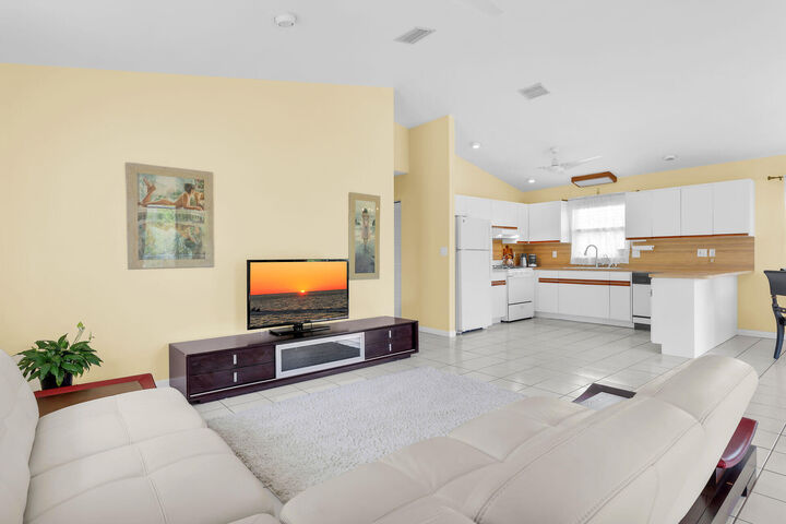 Property Photo:  19464 Seminole Street  FL 33042 