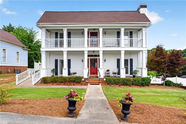Property Photo:  172 E Shadburn Avenue  GA 30518 