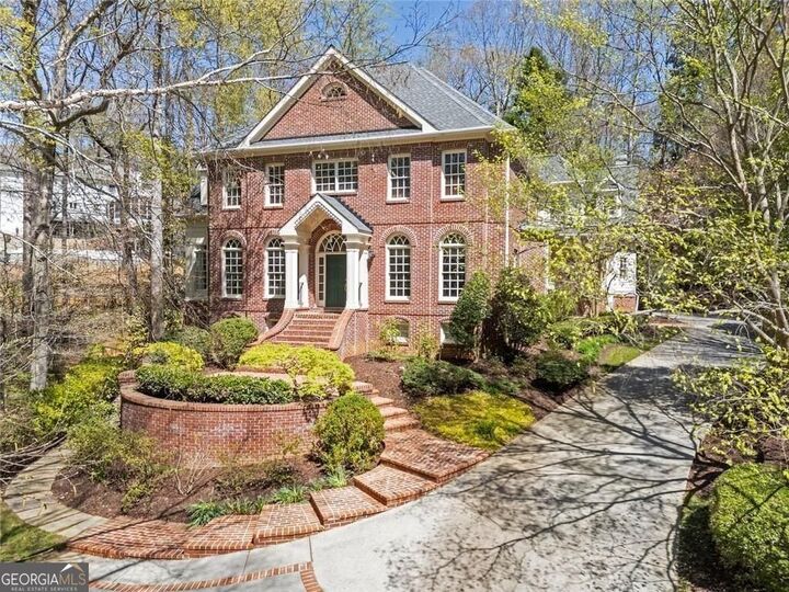 Property Photo:  220 Sheridan Point Lane NE  GA 30342 