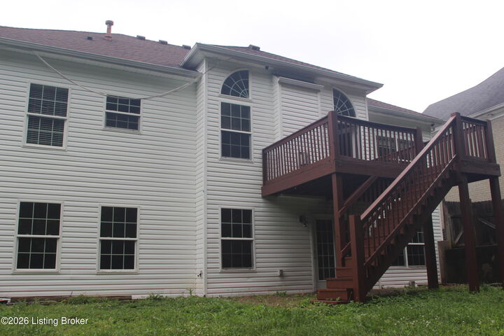 Property Photo:  6800 Brook Terrace Dr  KY 40228 