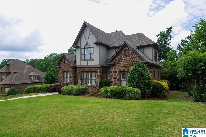 Property Photo:  1015 Eagle Mountain Lane  AL 35242 