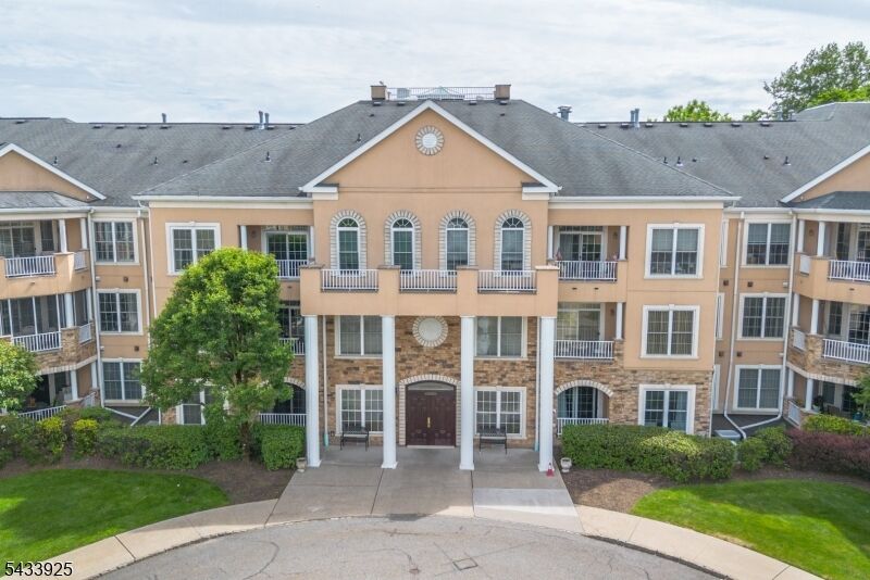 Property Photo:  3215 Franklin Ln 3215  NJ 07866 