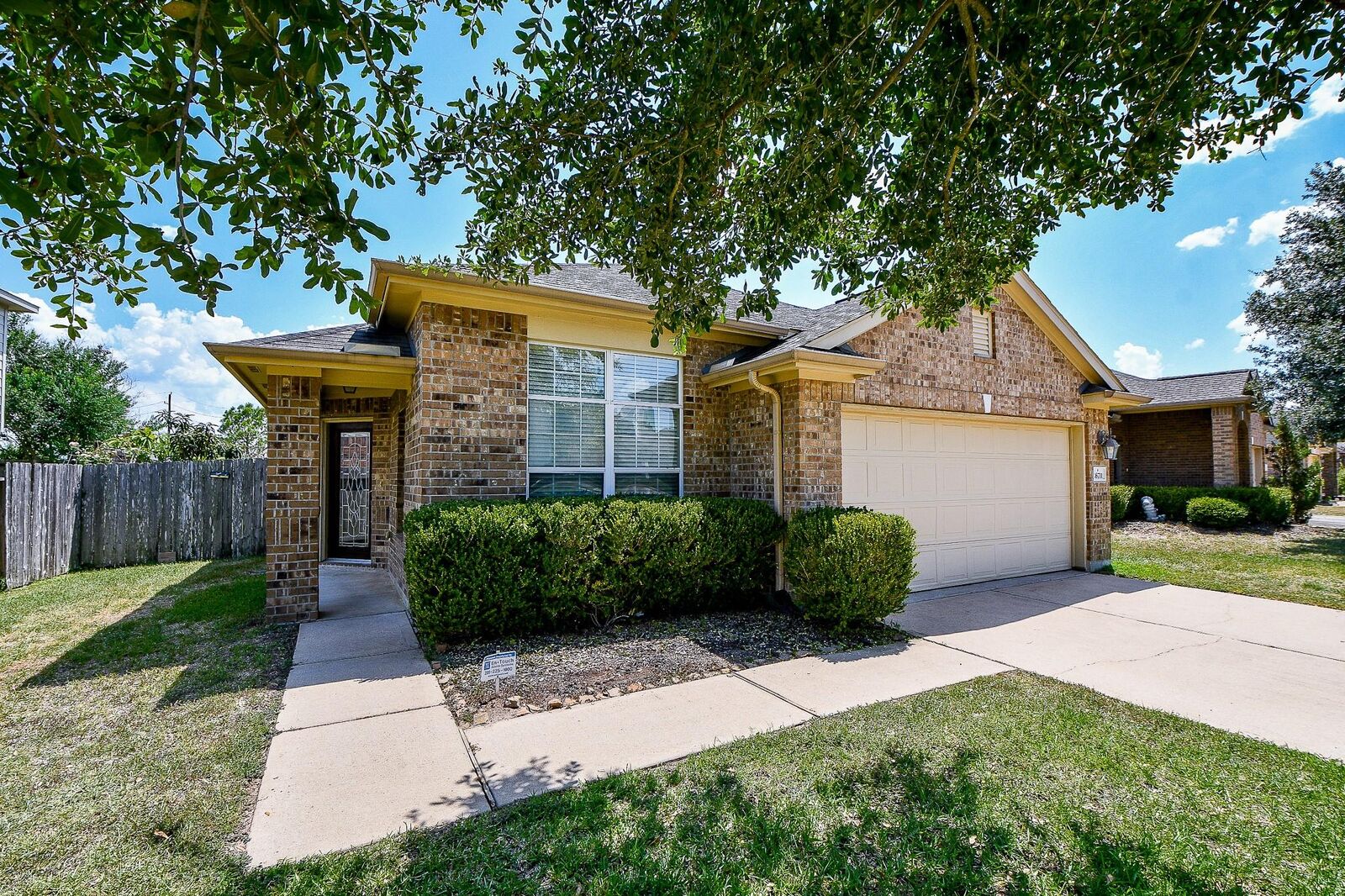 Property Photo: 26711 Henson Falls Drive TX 77494