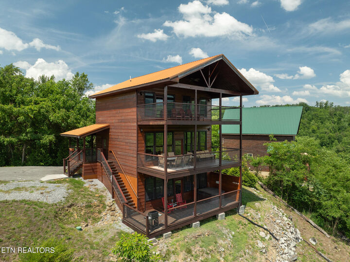 Property Photo: 1252 Annes Rd TN 37738