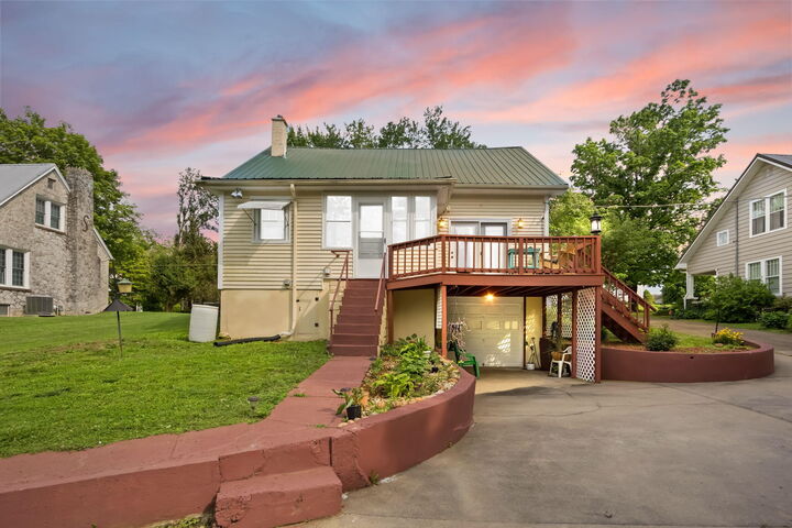 Property Photo: 203 Wall Street KY 42728