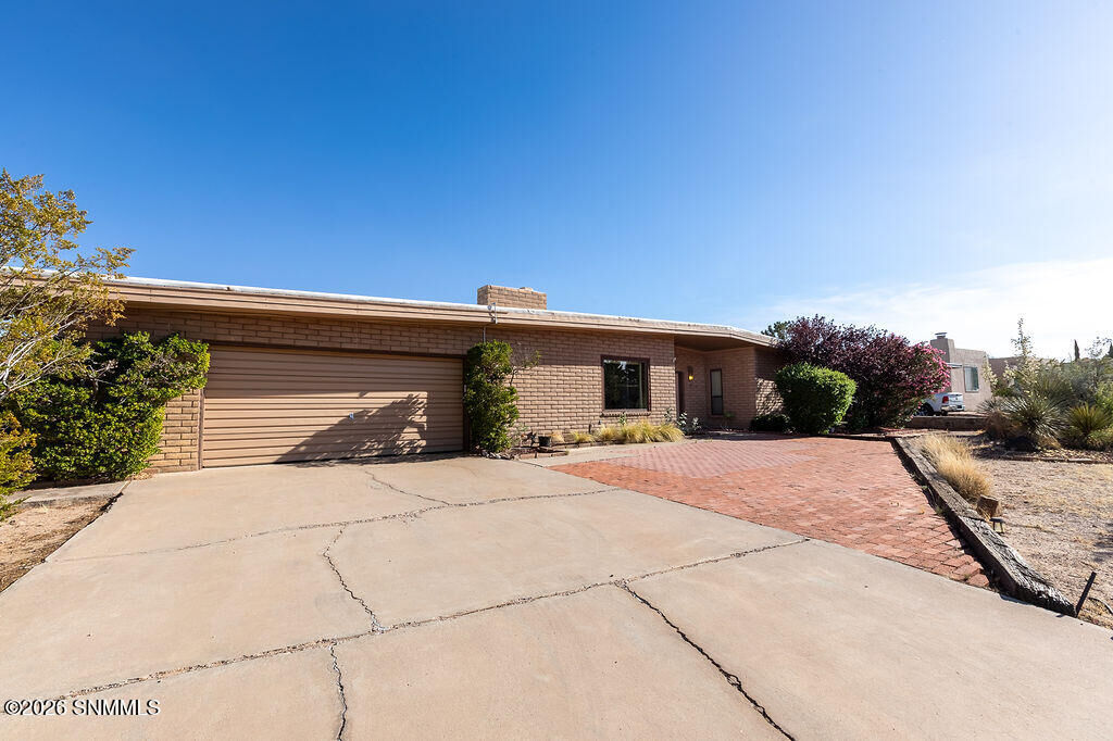 Property Photo:  1480 Vista Del Valle  NM 88007 