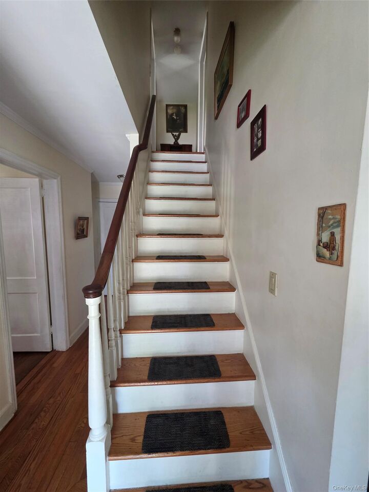 Property Photo:  92 Edgewood Avenue  NY 10704 