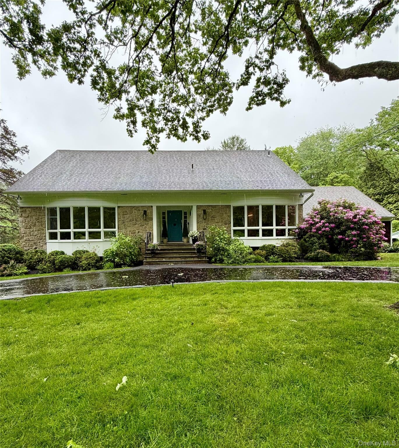 Property Photo:  41 Pheasant Road  NY 10576 
