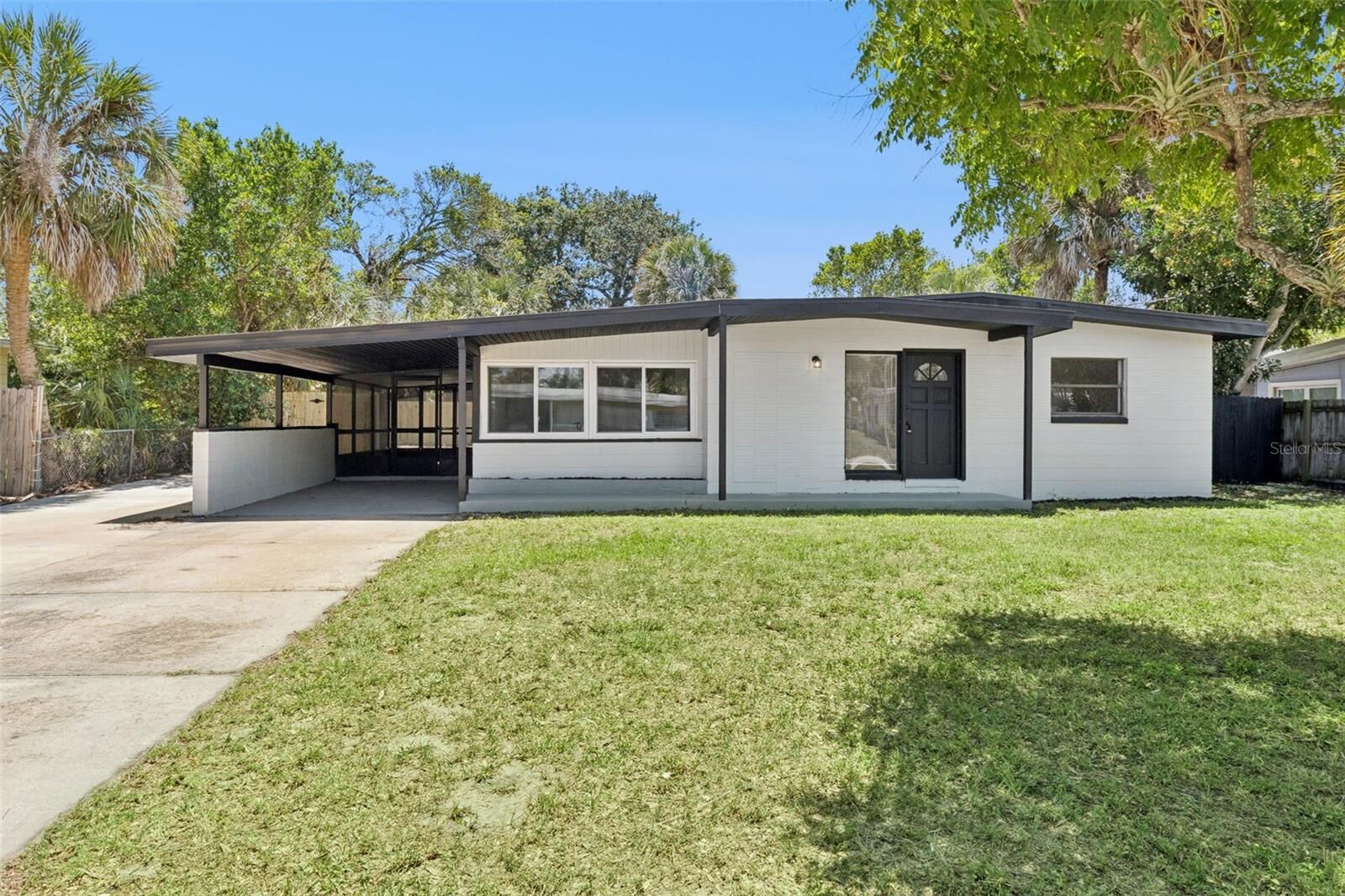 Property Photo:  1465 Hillcrest Drive  FL 32935 
