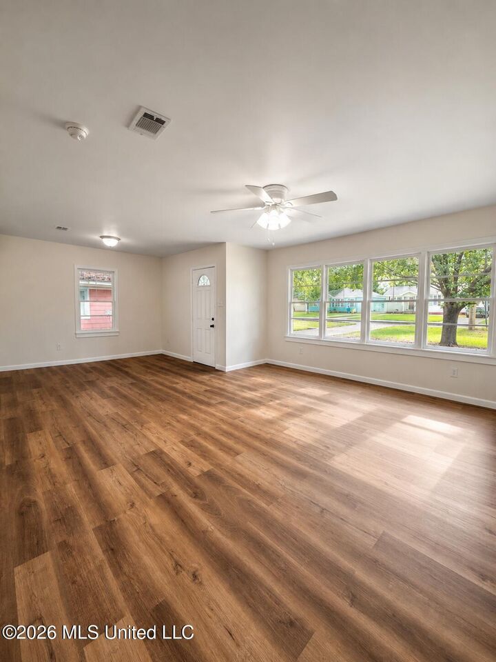 Property Photo:  314 41st Street  MS 39507 