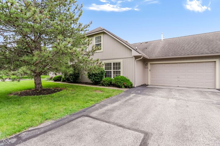 Property Photo: 4726 Bridgefield Drive IN 46254