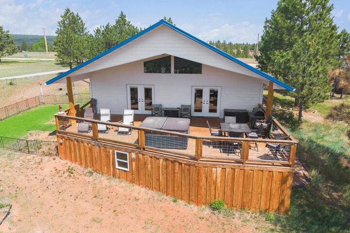 Property Photo: 12901 Sapphire Lane SD 57747