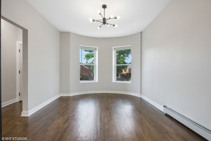 Property Photo:  1754 E 73rd Street 1  IL 60649 