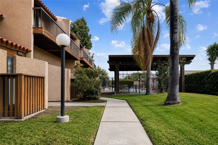 Property Photo:  13982 Ramhurst 6  CA 90638 